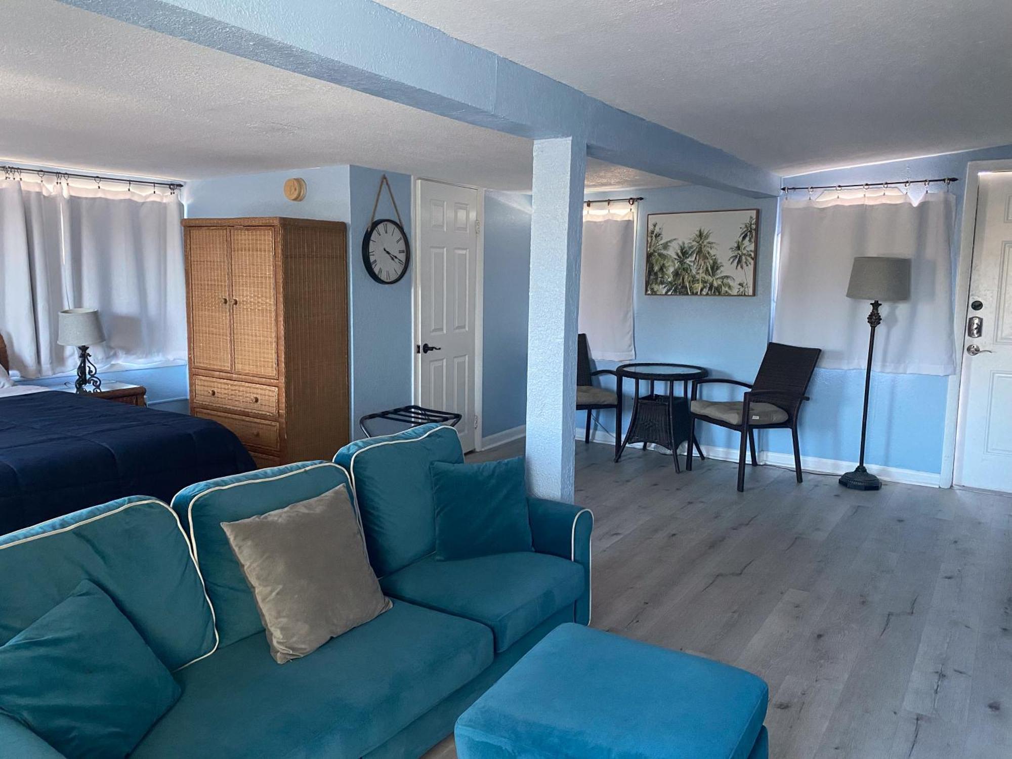 Oasis Palms Resort 세인트피트비치 외부 사진